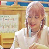 Màu tóc rực rỡ xuất hiện tại trường học Nhật Bản